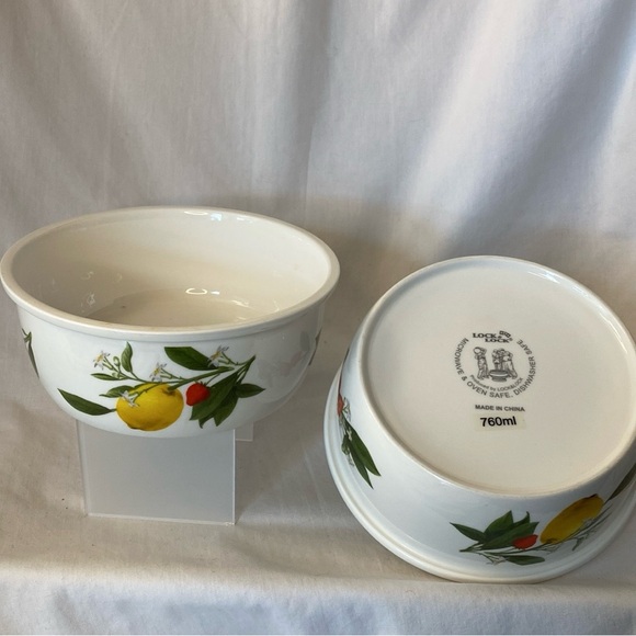 2 Lock & Lock Containers (NO LIDS) Storage Bowls ~ Lemon & Strawberries - Picture 2 of 11